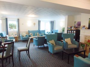 RESIDENTS LOUNGE- click for photo gallery